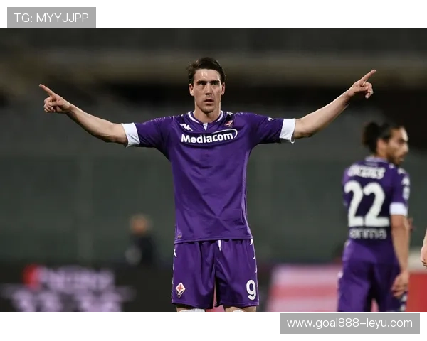 曼城劲旅再掀波澜：蓝月亮动态引关注