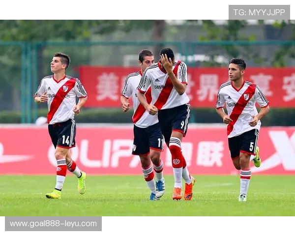 河床解析南美解放者杯表现:战术调整助力球队再创辉煌 河床解析南美解放者杯表现:战术调整助力球队再创辉煌